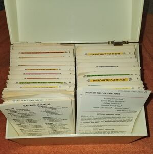 Betty Crocker recipe card library
